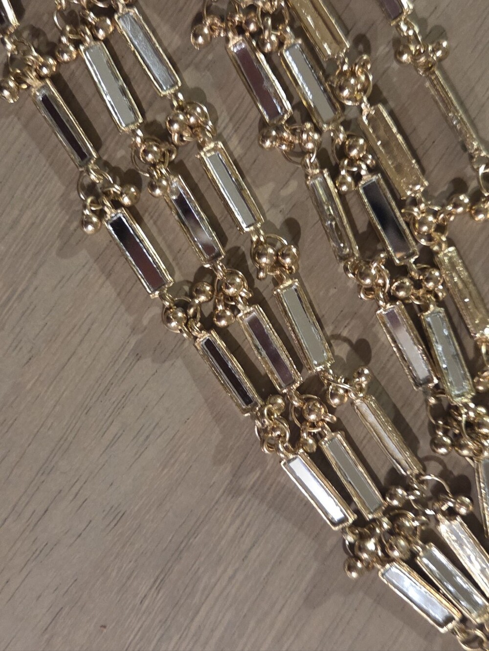 New Gold Mirror Ethereal Choker - Picture 7 of 9